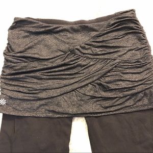 Athleta 2 in 1 skirt Capri